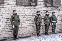 9 декабря - День Героев Отечества. Ученики школы приняли участие  в почётном карауле.